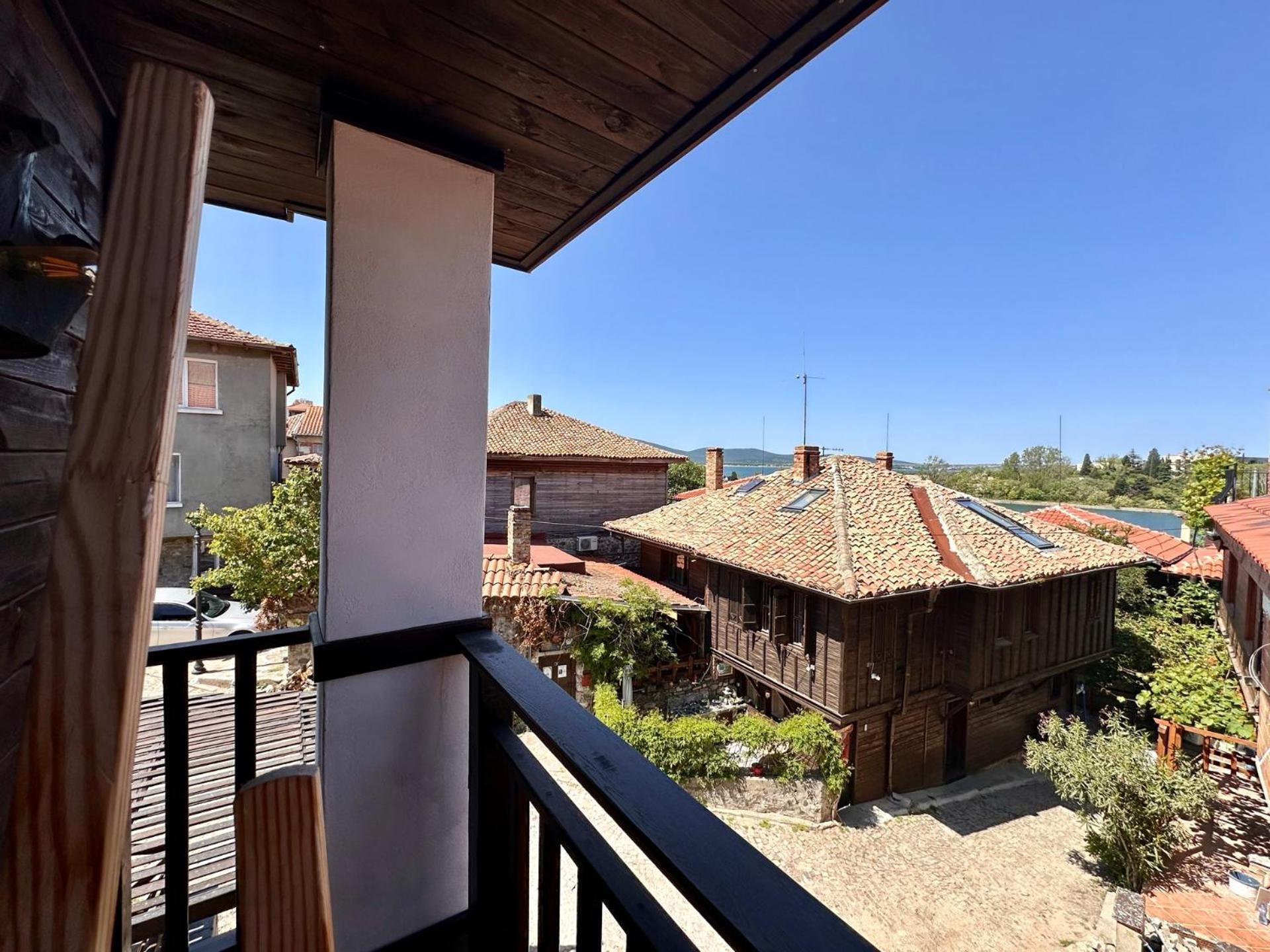 Arthotel Oscar Ii