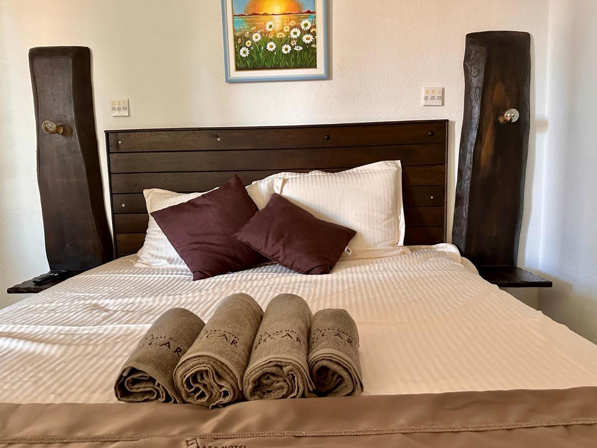 Arthotel Oscar Ii