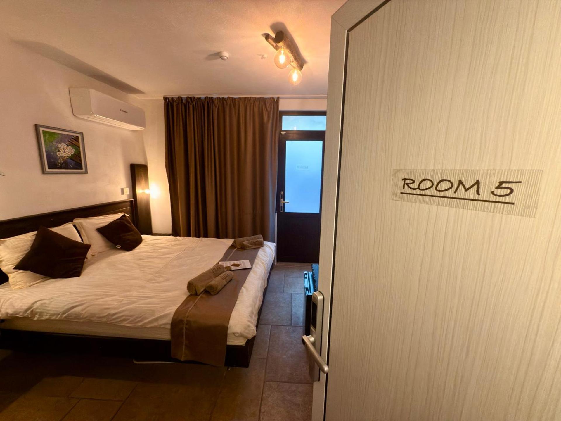 Arthotel Oscar Ii *